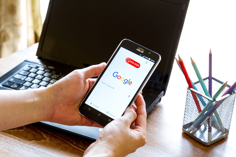 sur google chrome gerer le bloqueur natif et les