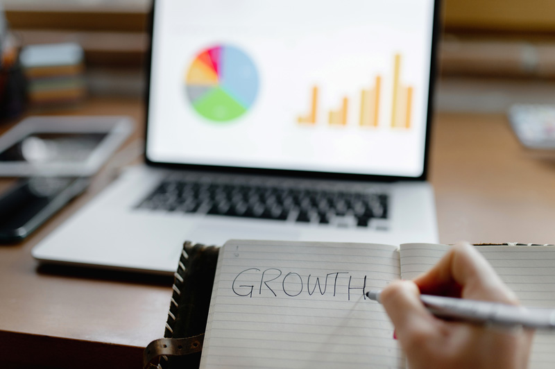 comprendre la definition du growth hacking et ses racines